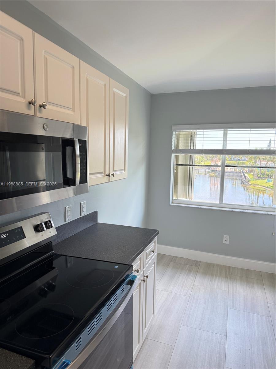 LA VIA CONDO - Residential