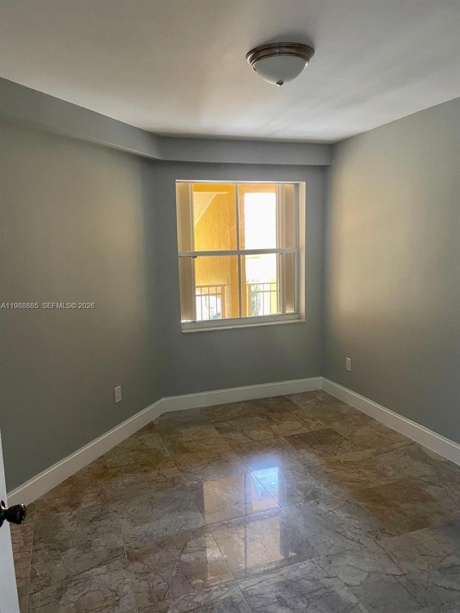 LA VIA CONDO - Residential