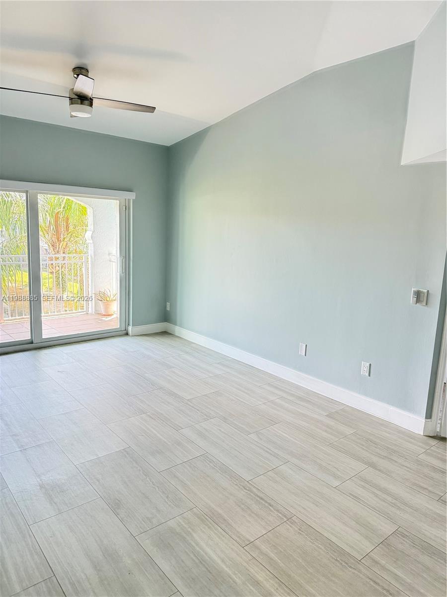 165 NW 96th Ter 3-308