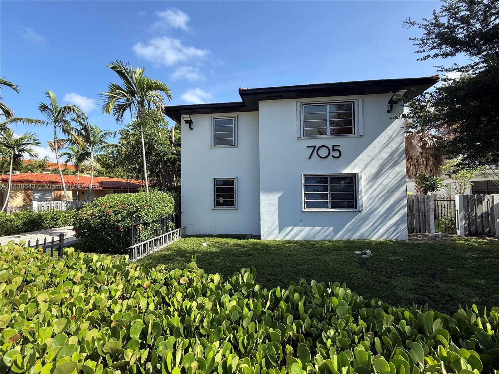 Remodeled 2-bedroom and 2-bathroom apartment in Miami Shores. Laundry on site. Large living room and dining room. 2 parking spaces available. New interior and exterior paint. Section-8 approved landlord.