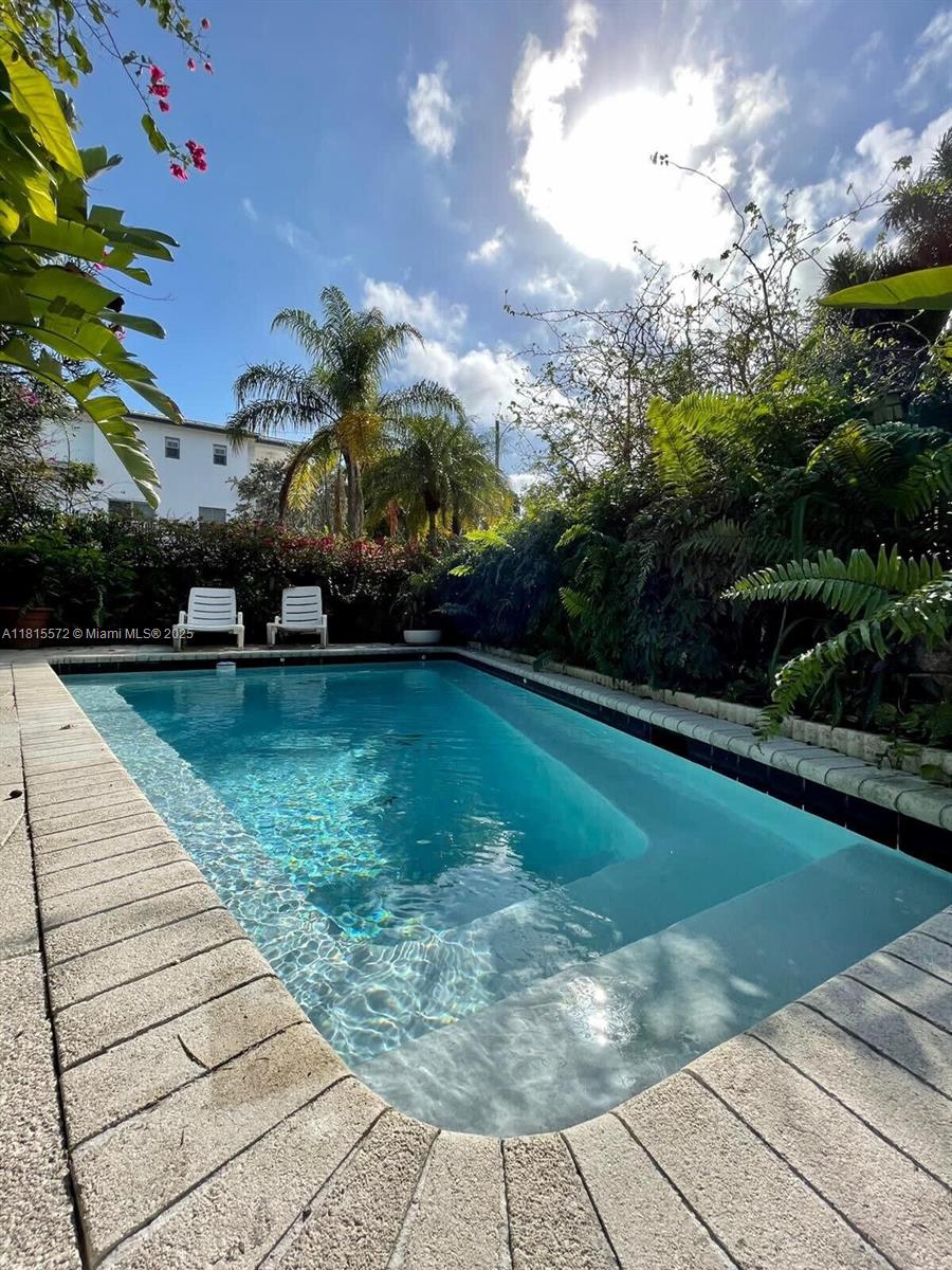 VICTORIA PARK CORR AMEN P - Residential Lease