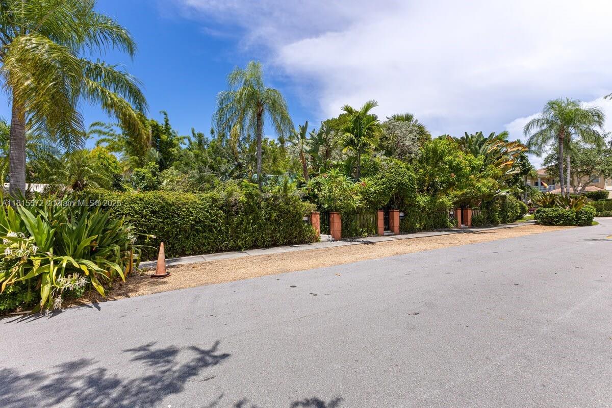 VICTORIA PARK CORR AMEN P - Residential Lease