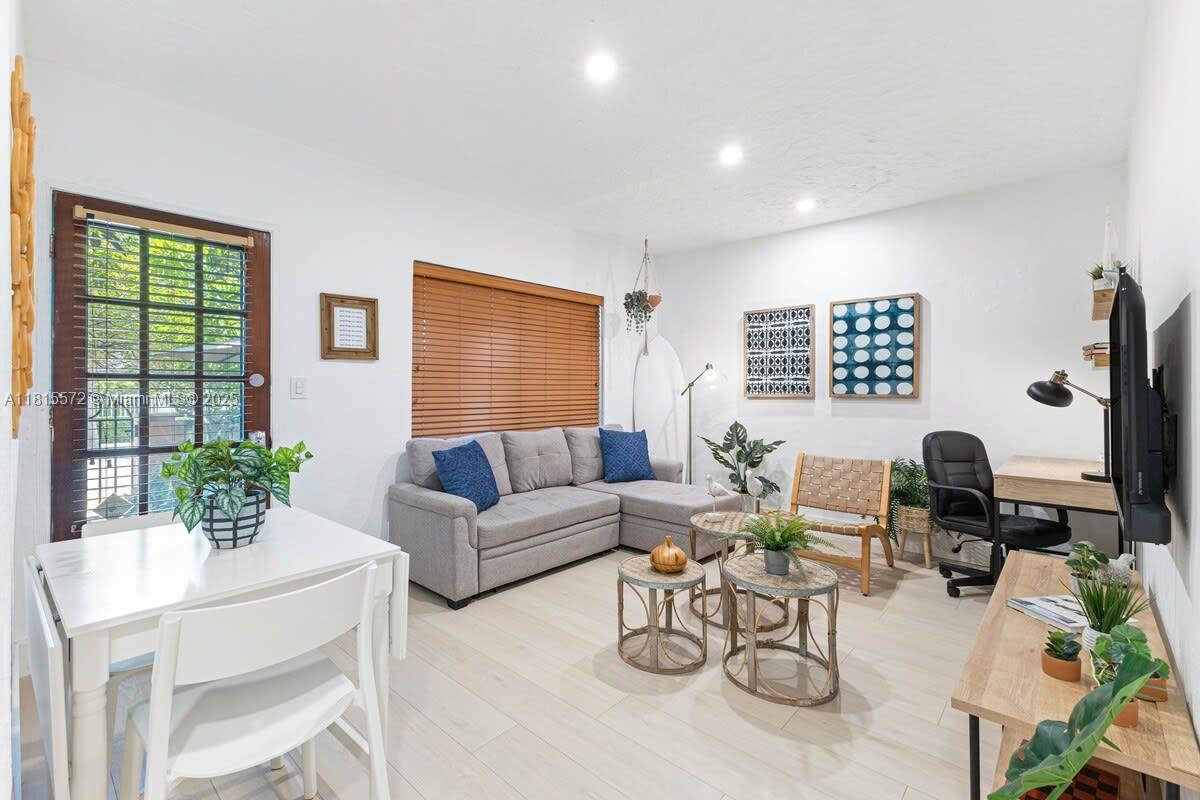 VICTORIA PARK CORR AMEN P - Residential Lease