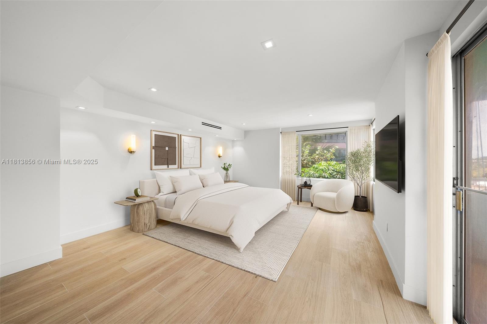 IMPERIAL HOUSE CONDO - Residential Lease