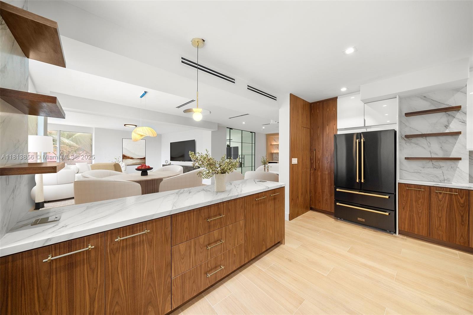 IMPERIAL HOUSE CONDO - Residential Lease