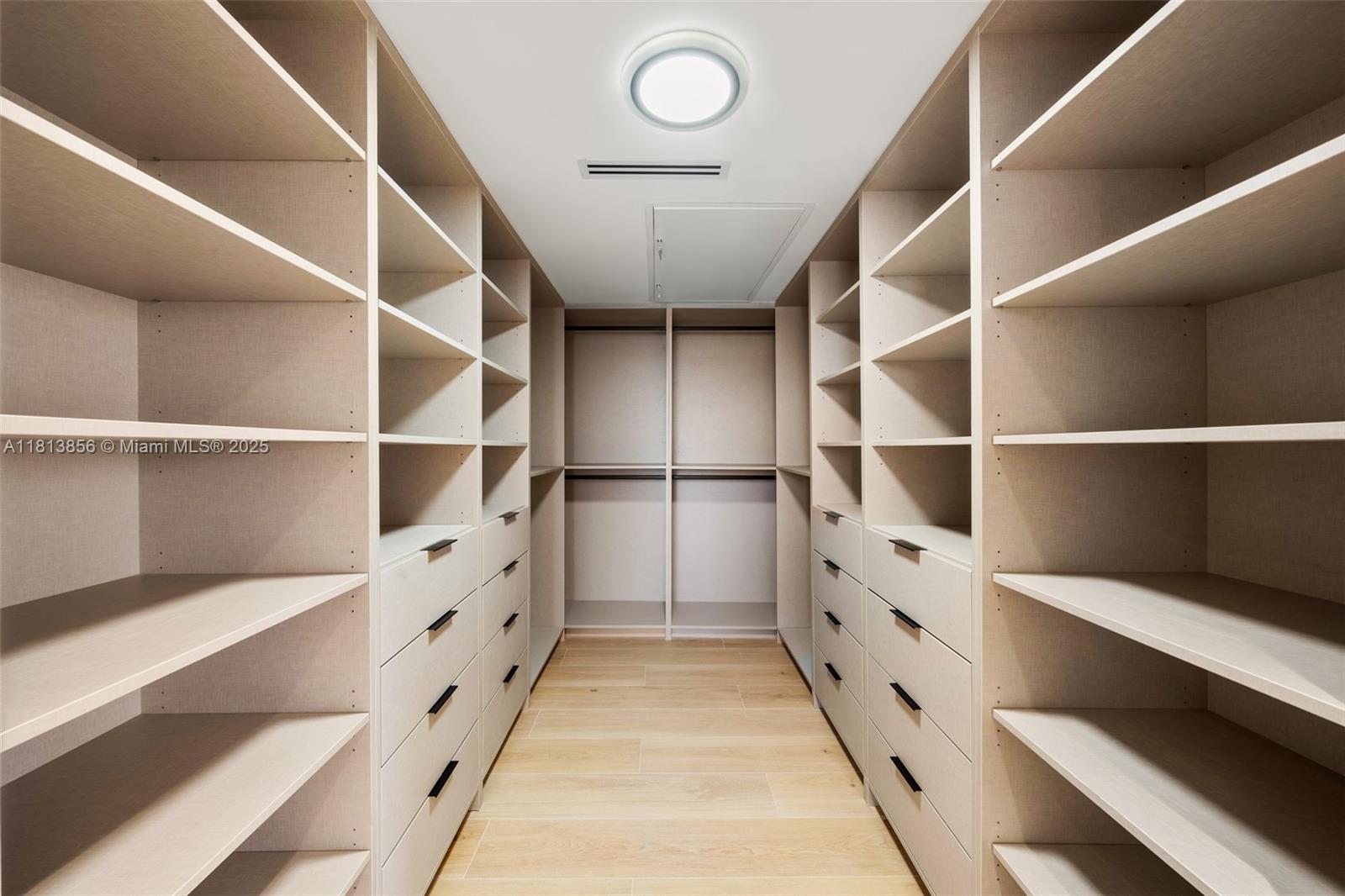 IMPERIAL HOUSE CONDO - Residential Lease