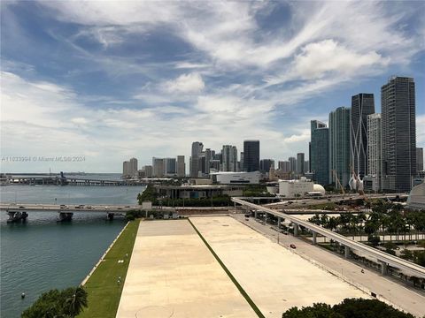 555 NE 15th St 16J Miami FL 33132