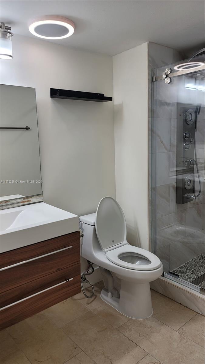 GARDENS AT BONAVENTURE 11 - Residential Lease
