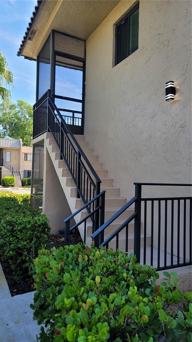 GARDENS AT BONAVENTURE 11 - Residential Lease