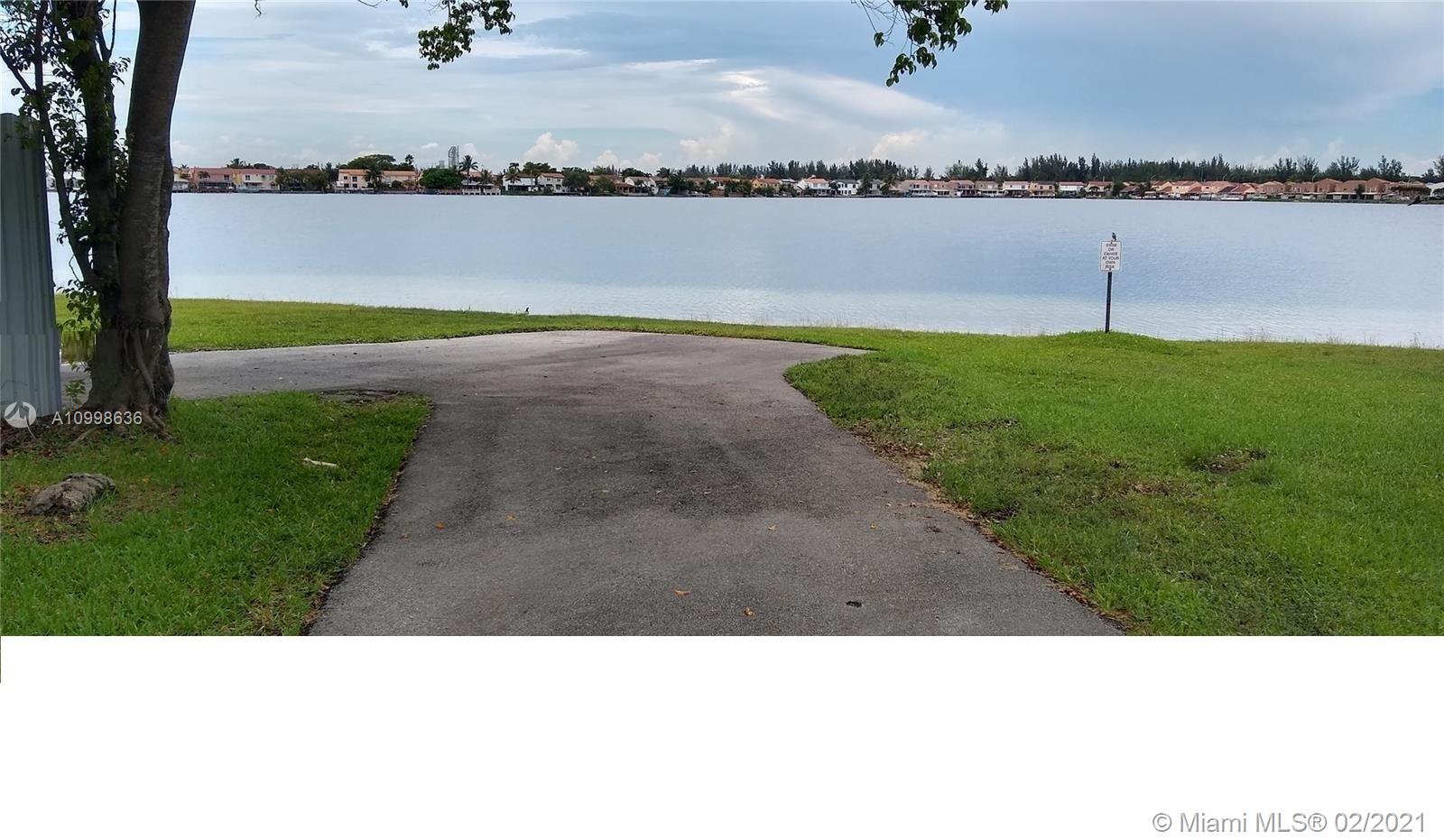 MARINA REAL CONDO NO 2 - Residential Lease