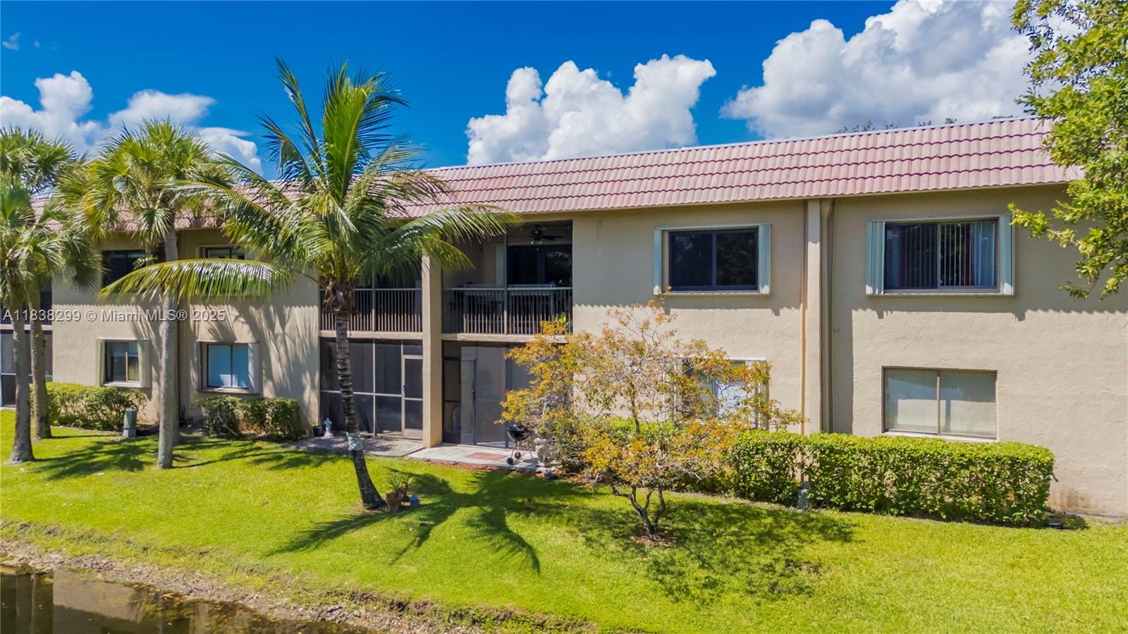 RACQUET CLUB APTS AT BONA - Residential