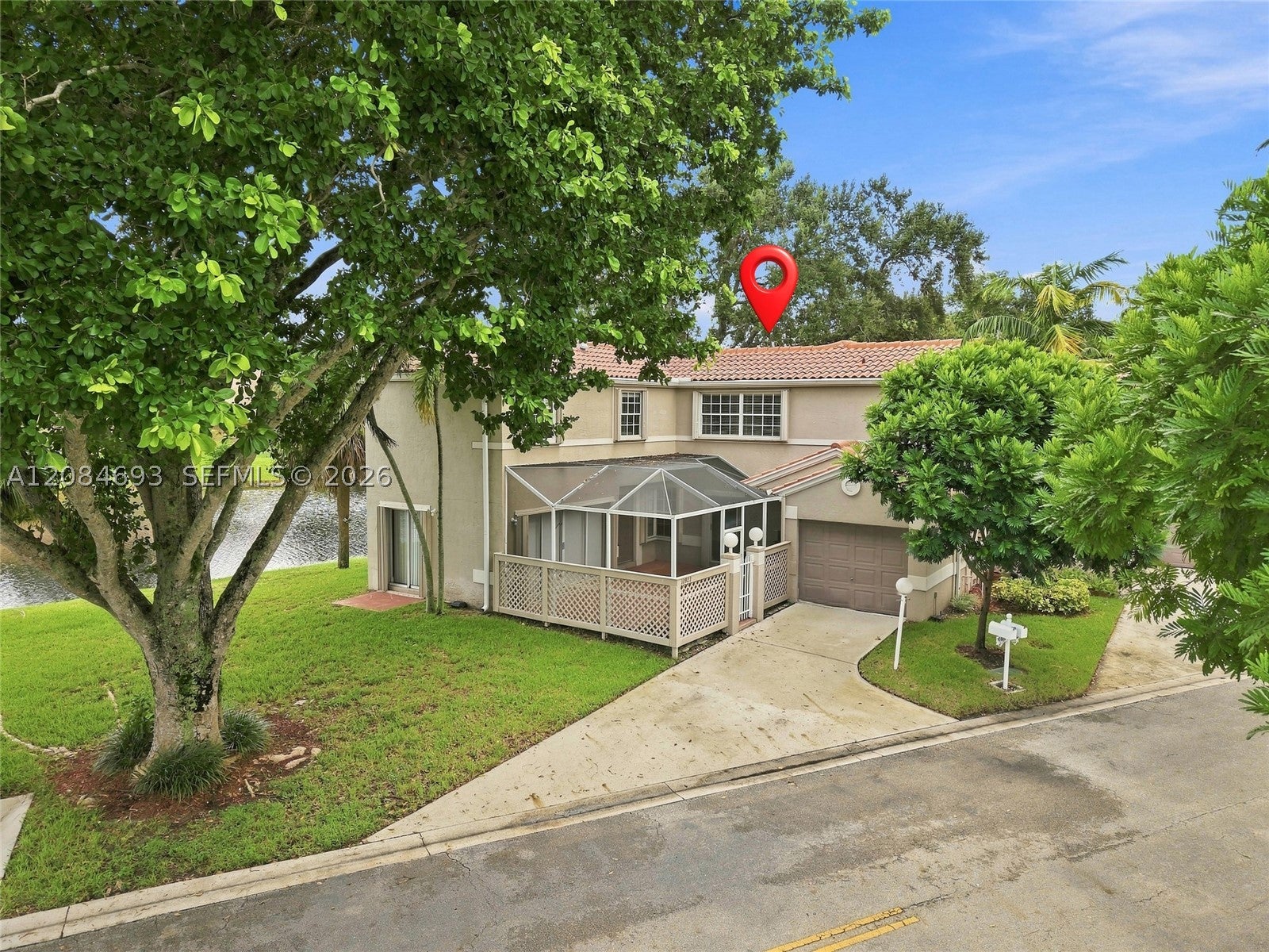 10922 Chandler Dr
