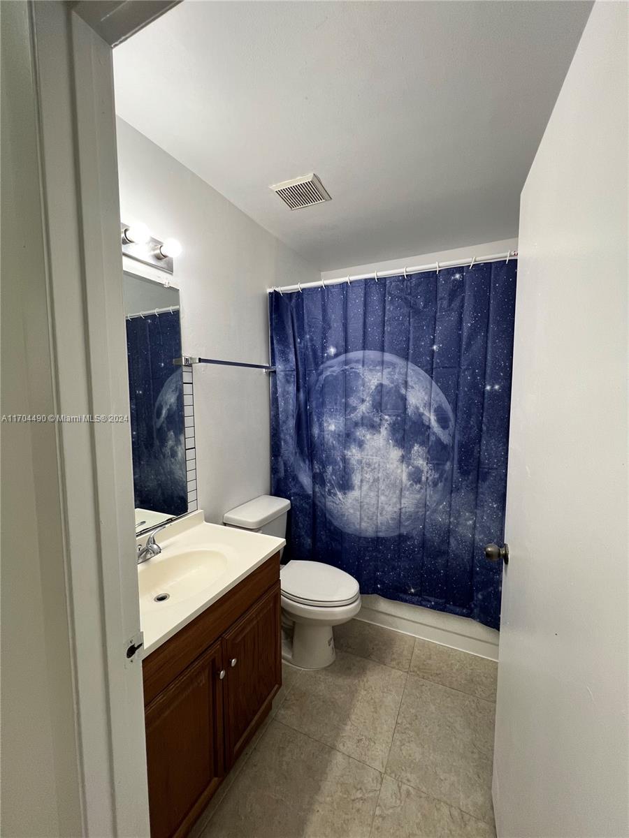 SUMMER LAKE - Residential Lease