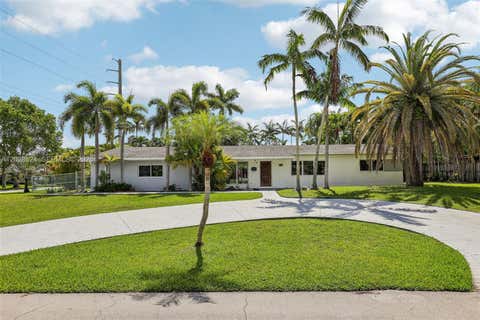 Photo of 14401 SW 98 Ct, Miami, FL 33176 (MLS # A12028624)