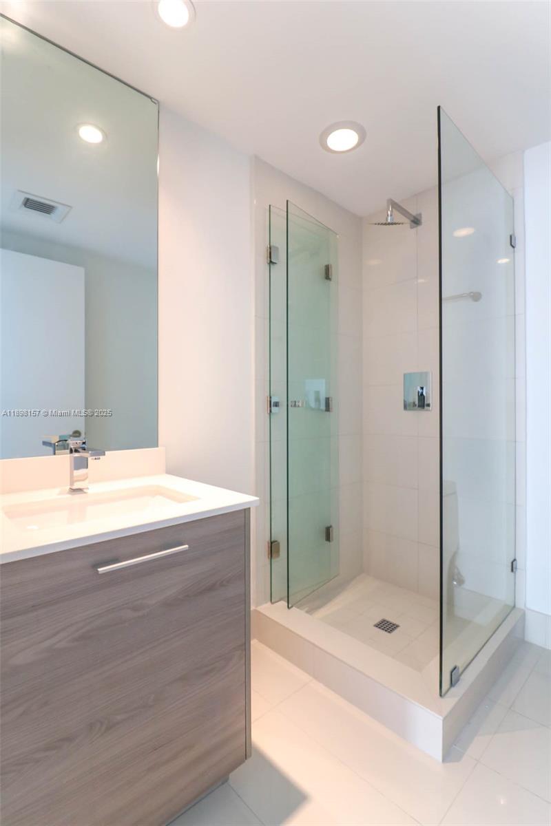 1300 S MIAMI AVENUE CONDO - Residential