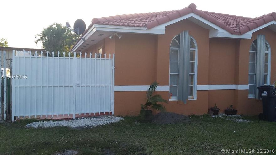 Very nice 1-1 apartment, freshly painted, patio area, all utilities included, centrally located near major highways and shopping centers. Big money saver.