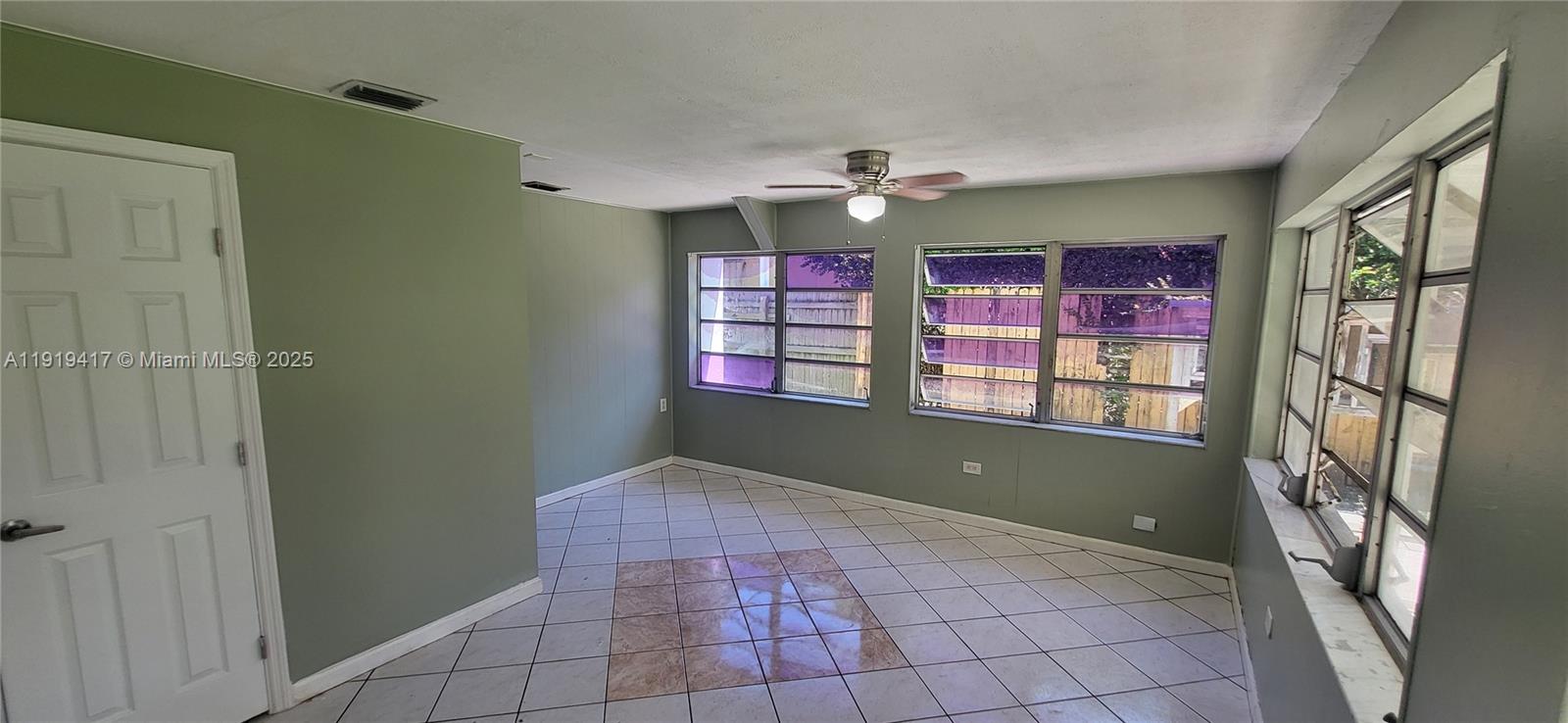 BISCAYNE HIGHLANDS - Residential Lease