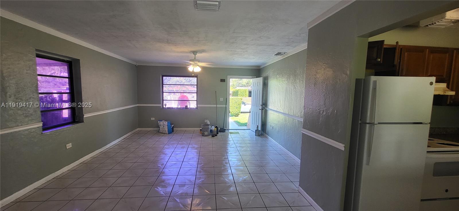 BISCAYNE HIGHLANDS - Residential Lease