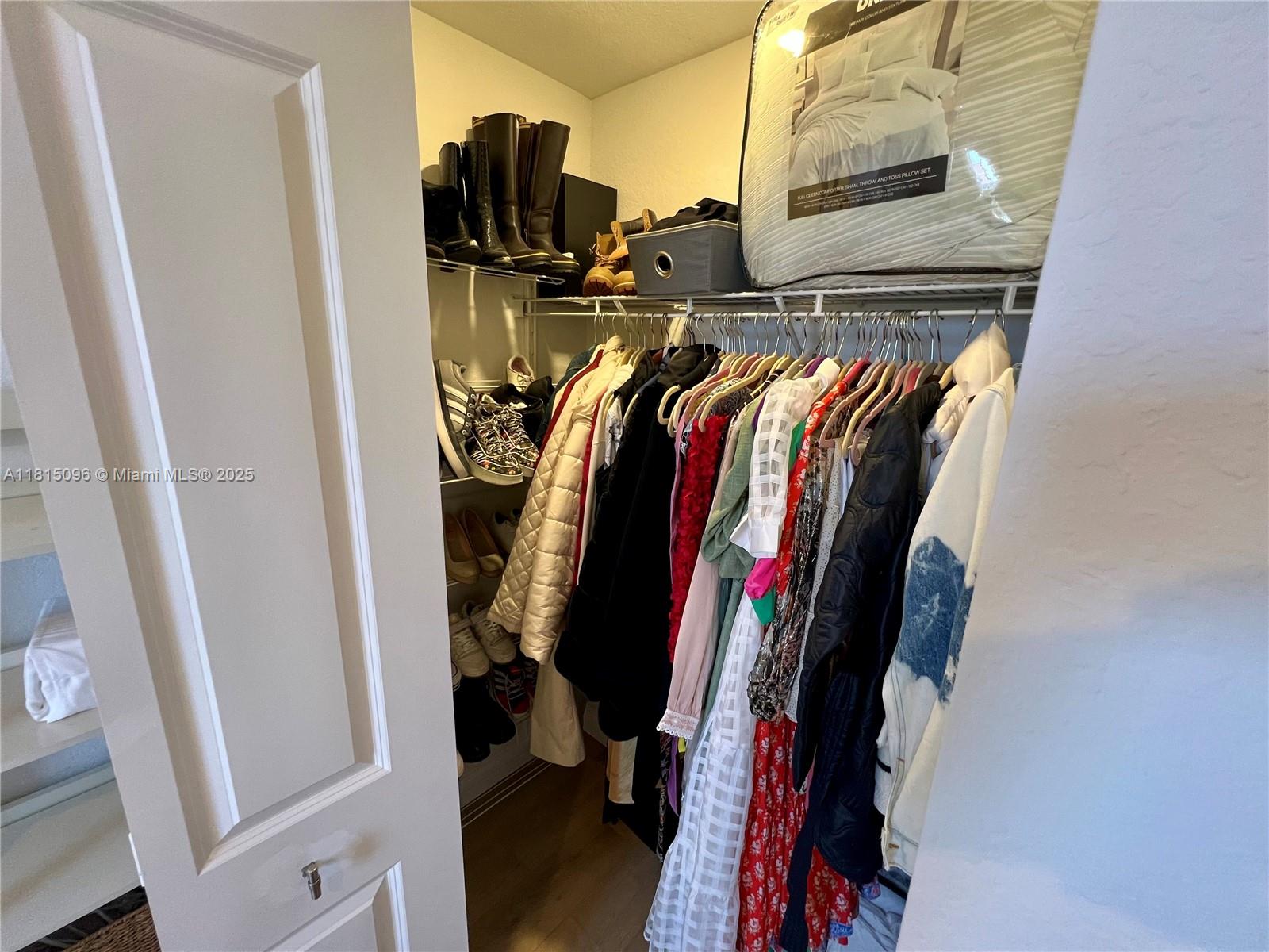 GOLF PARK SEC 1 - Residential