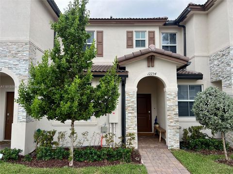 12254 NW 24th Pl Miami FL 33167