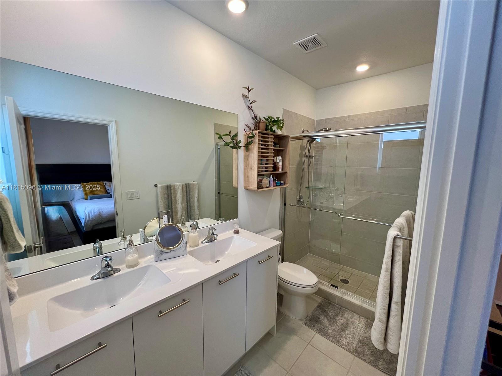 GOLF PARK SEC 1 - Residential