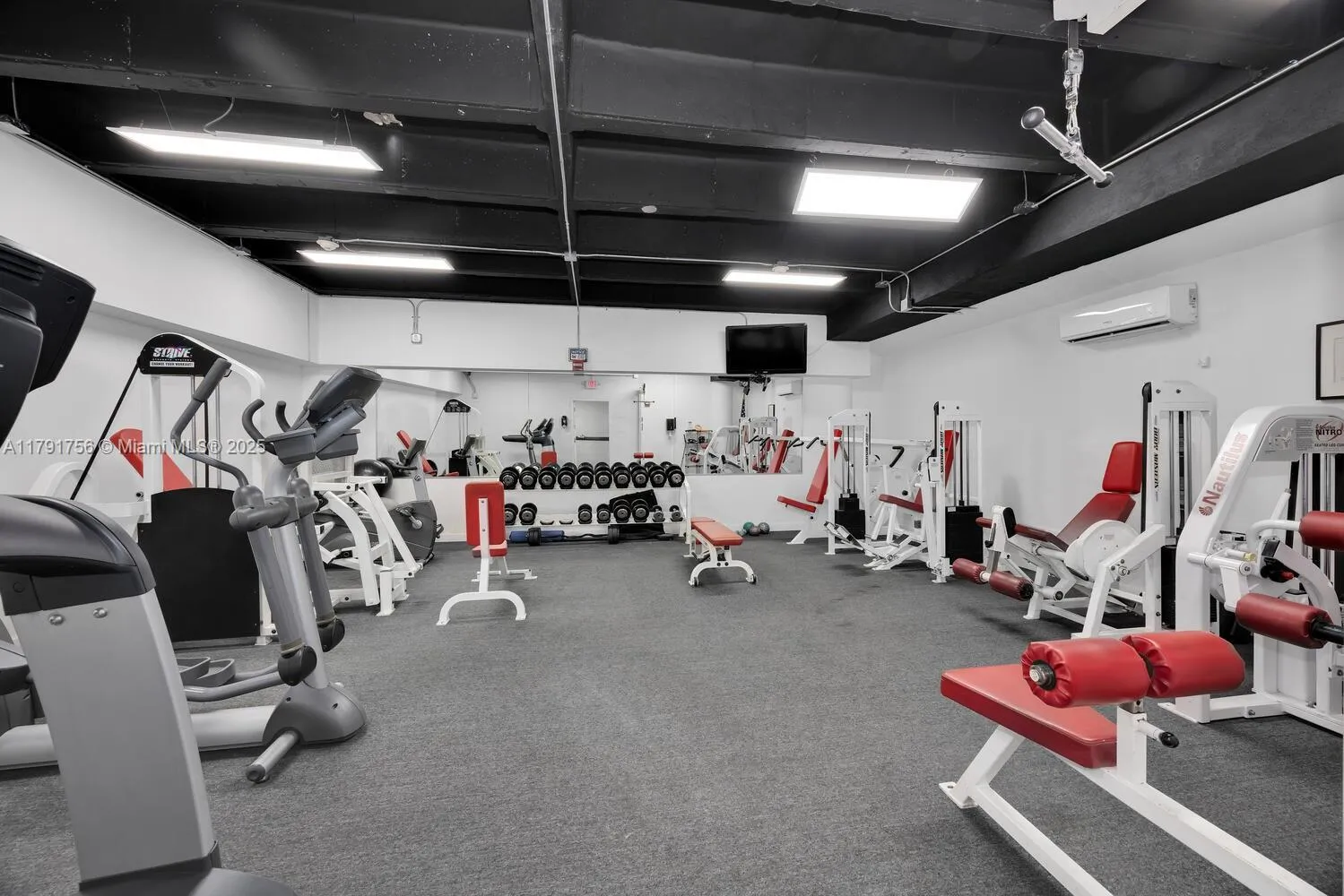 Coral Gables, Florida 33134, United States, 1 Bedroom Bedrooms, ,1 BathroomBathrooms,Residential,Active,118079