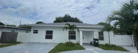 425 NW 135th St 0 North Miami FL 33168