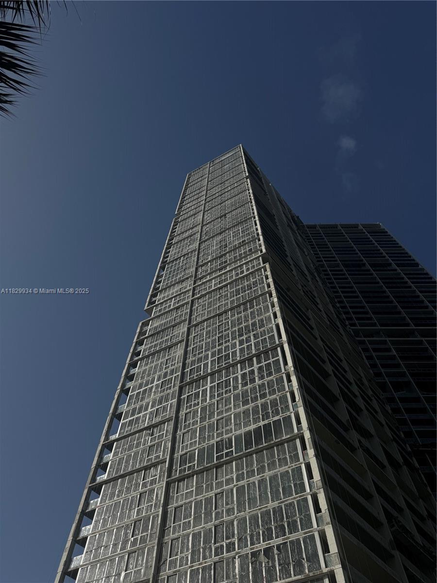 ICONBRICKELL CONDO NO 1 - Residential