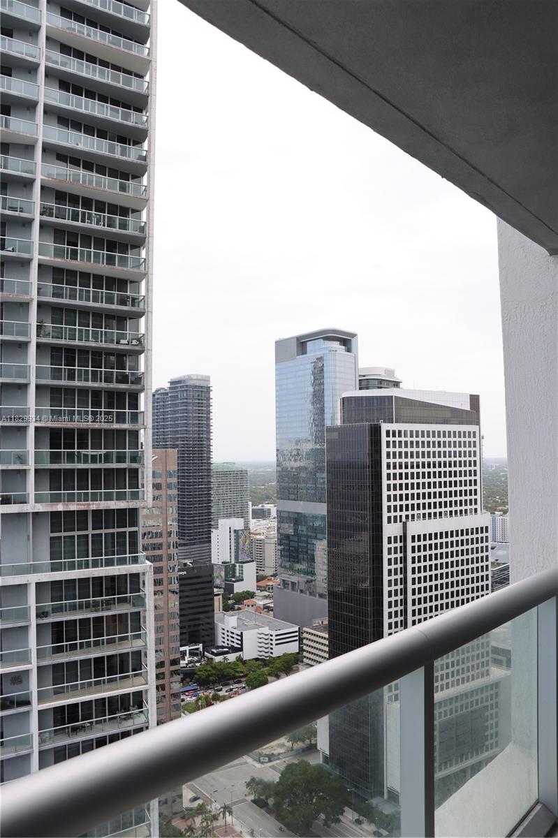 475 Brickell Ave 4207