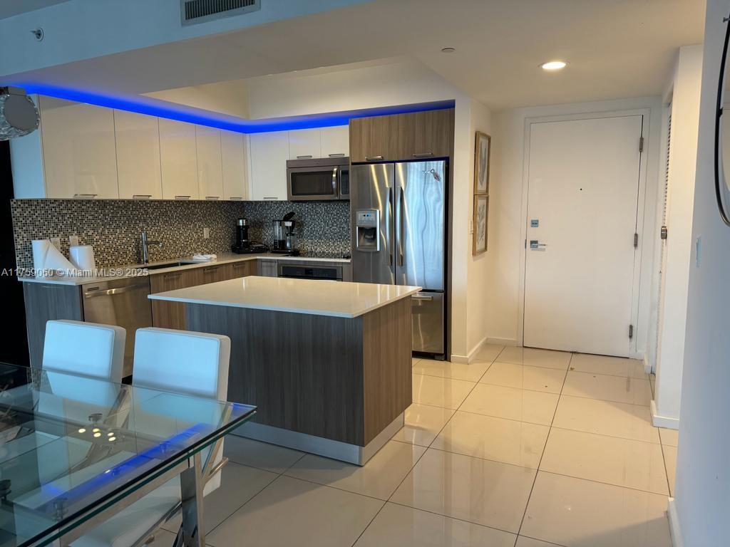 5252 PASEO CONDO - Residential