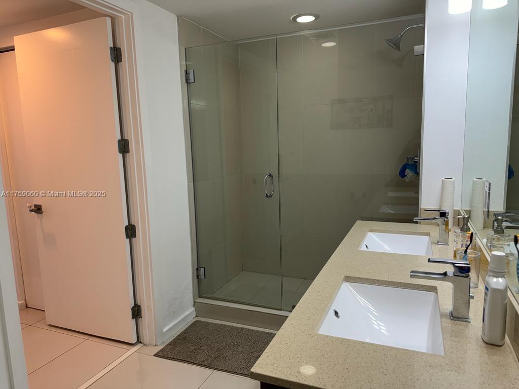 5252 PASEO CONDO - Residential