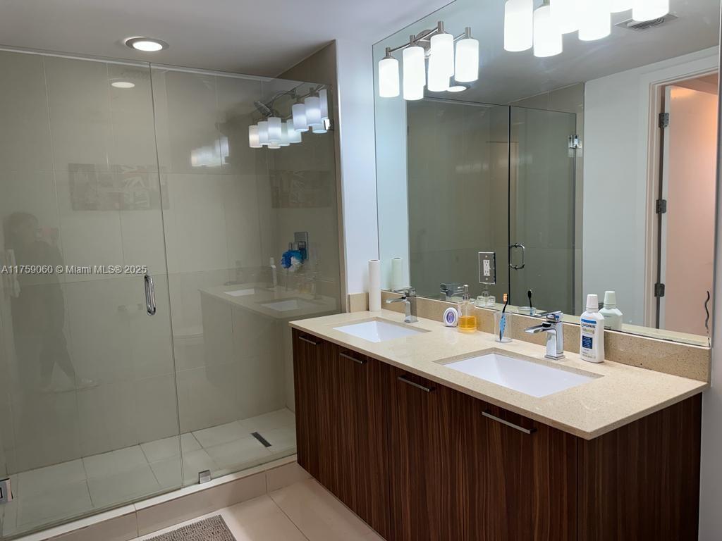 5252 PASEO CONDO - Residential