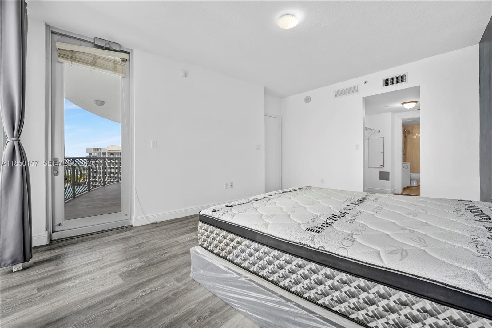 OPERA TOWER CONDO - Residential