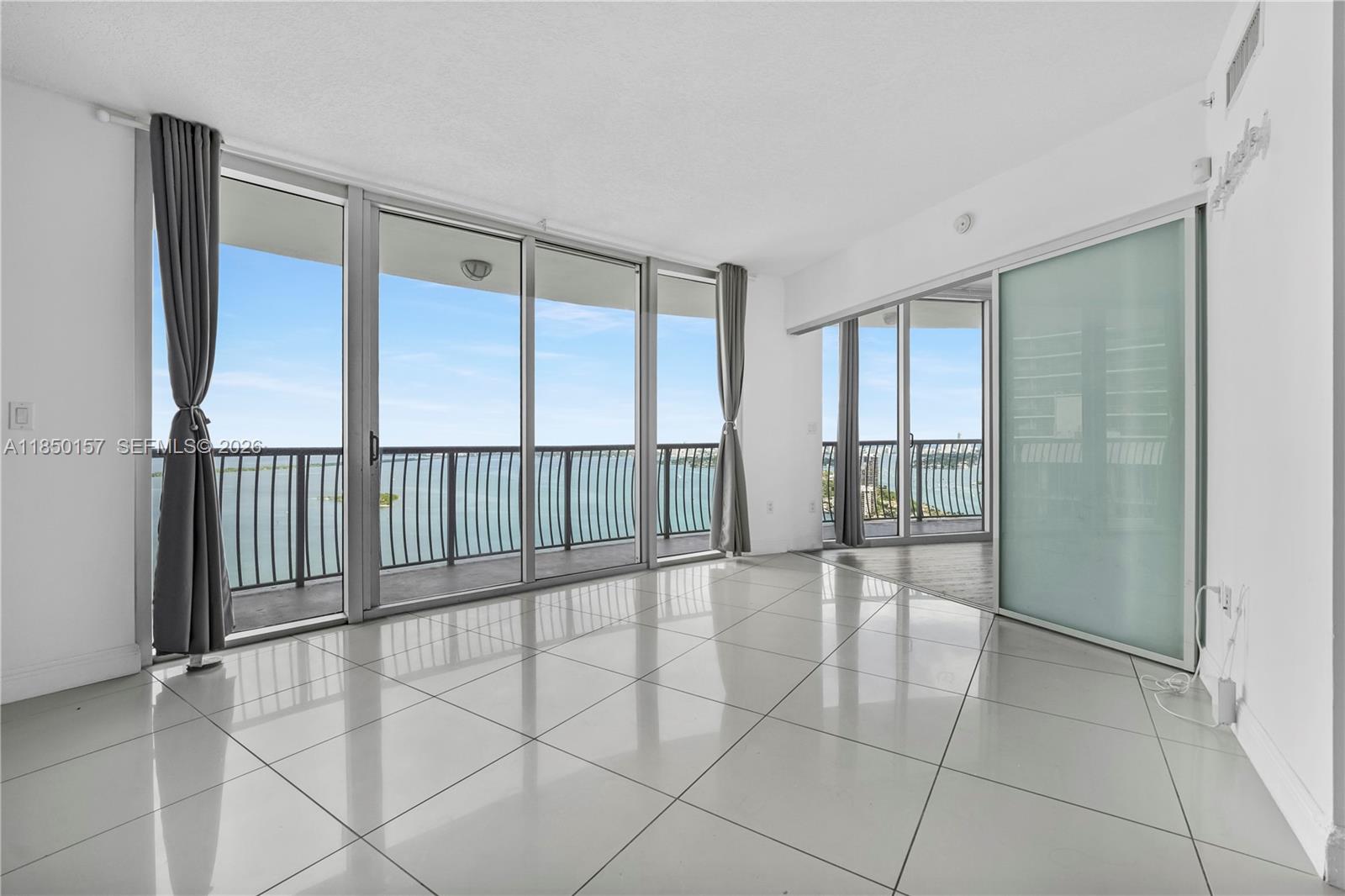 OPERA TOWER CONDO - Residential