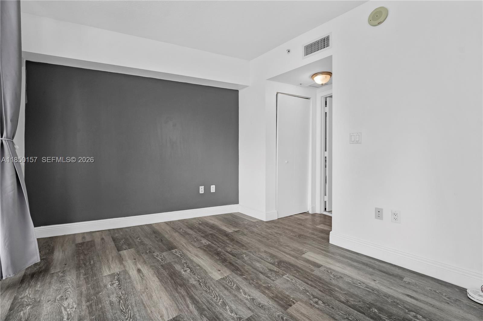 OPERA TOWER CONDO - Residential