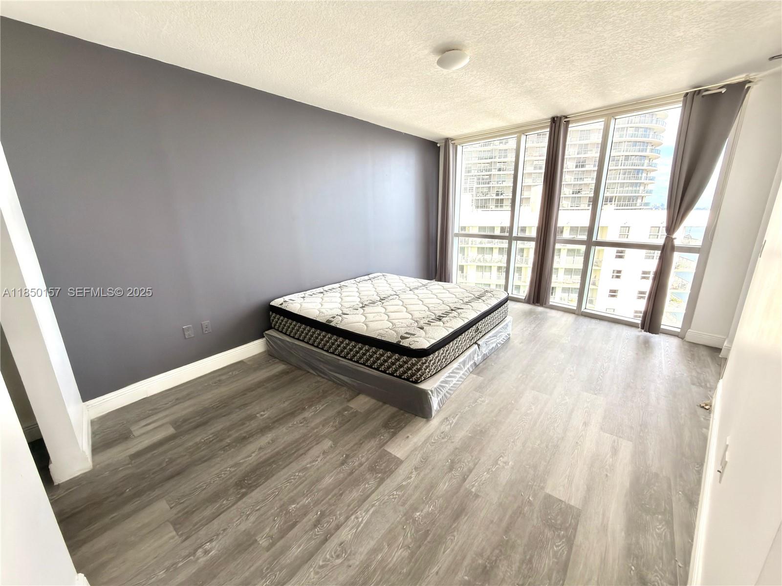 OPERA TOWER CONDO - Residential