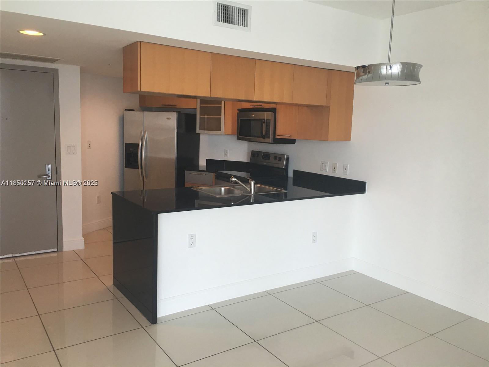 1750 N Bayshore Dr 3801