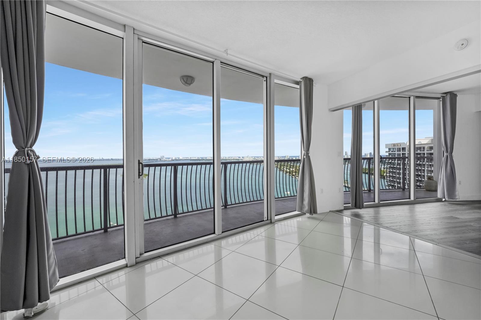 OPERA TOWER CONDO - Residential