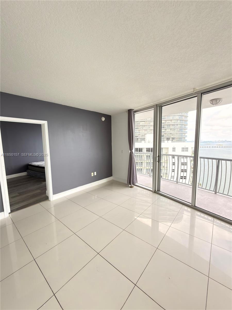 OPERA TOWER CONDO - Residential