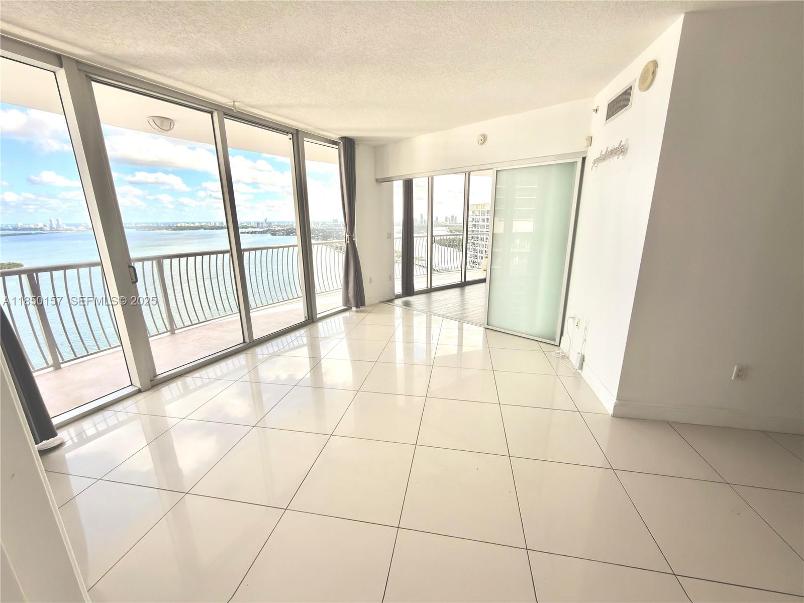 1750 N Bayshore Dr 3801