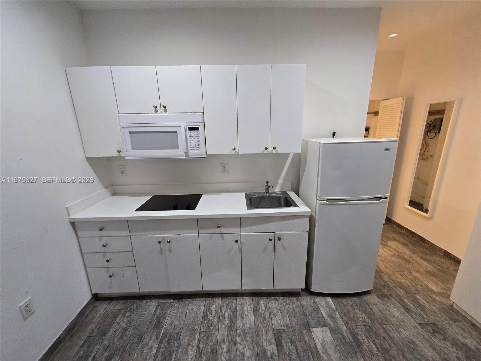 1345 Pennsylvania Ave 3A