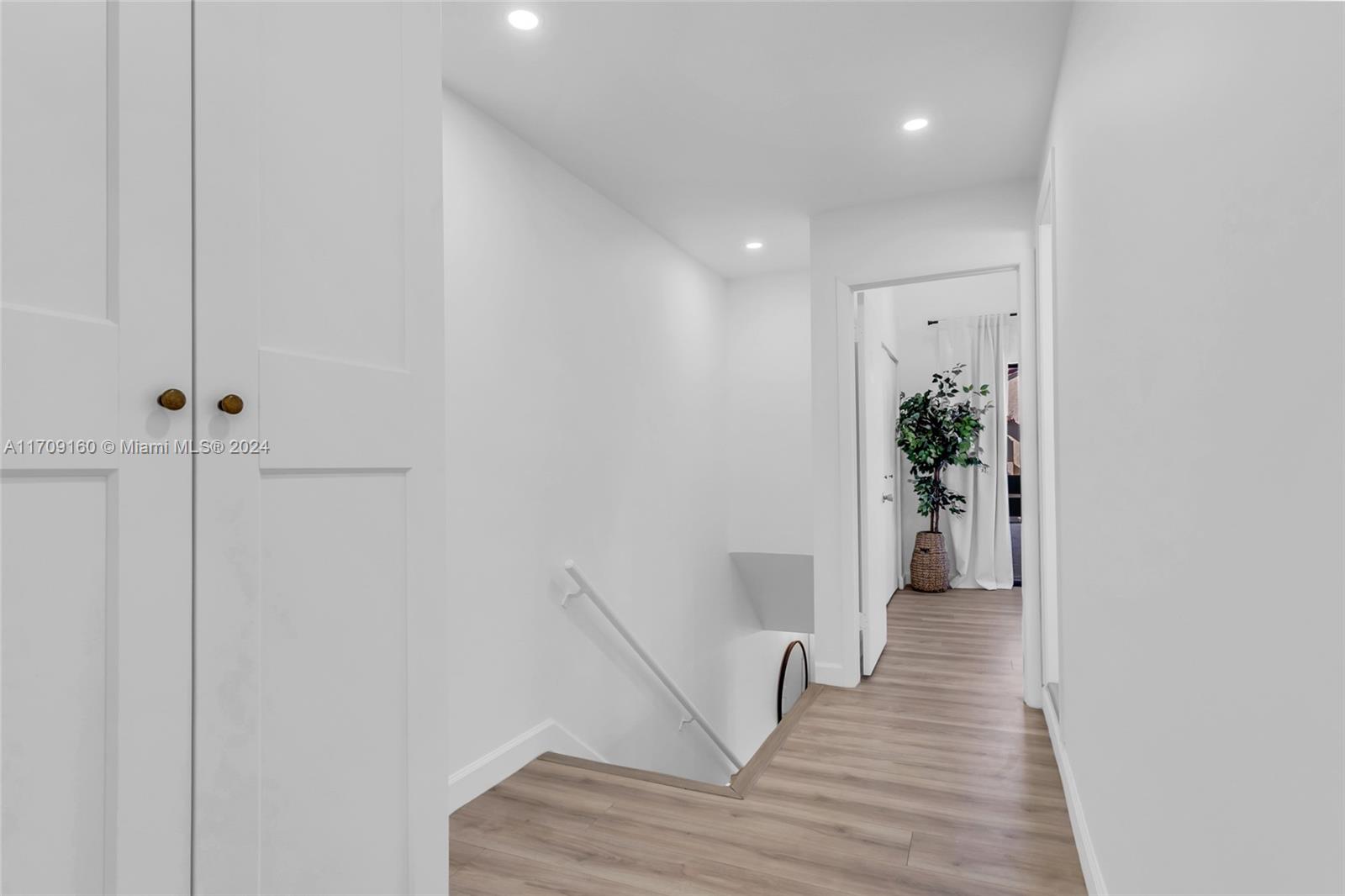 DADELAND COVE SEC 1 - Residential