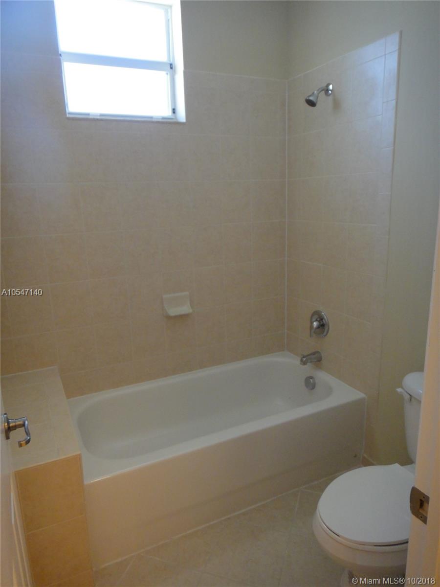 ARUBA AT OASIS - Residential Lease