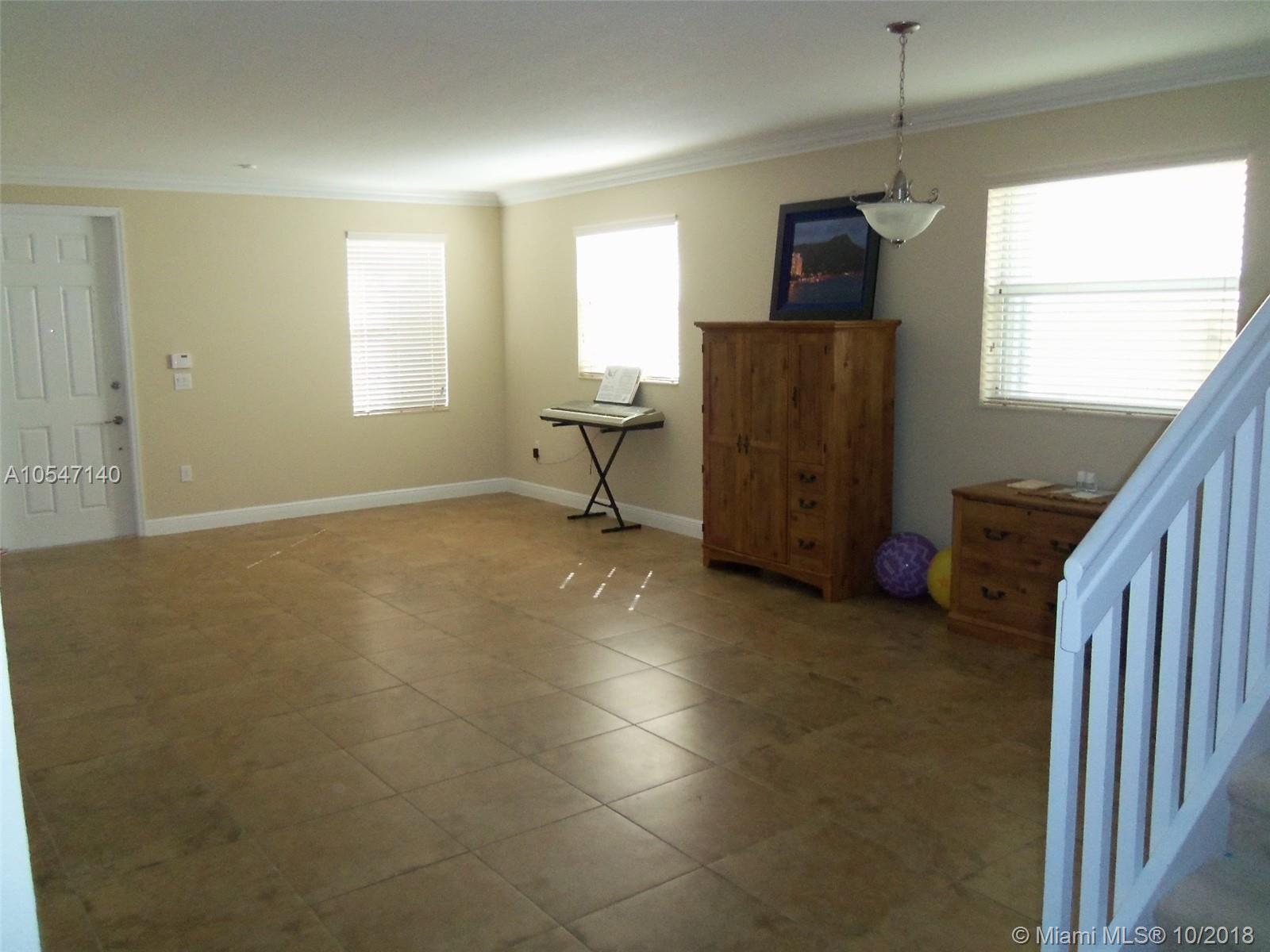 ARUBA AT OASIS - Residential Lease