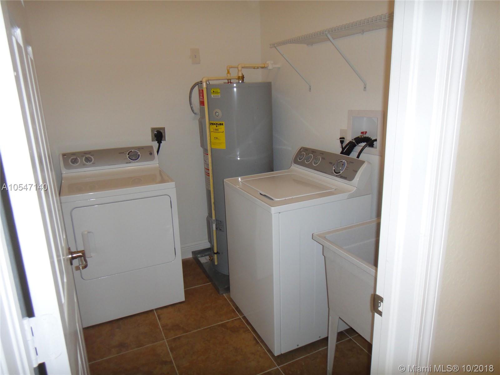 ARUBA AT OASIS - Residential Lease