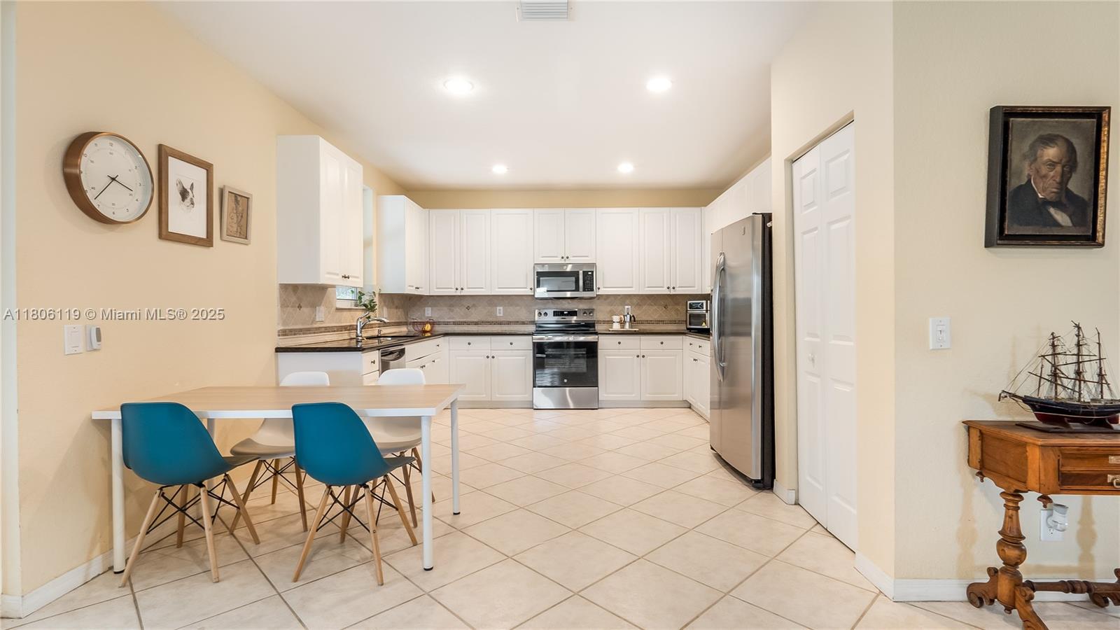 SECTORS 8 9 AND 10 PLAT - Residential