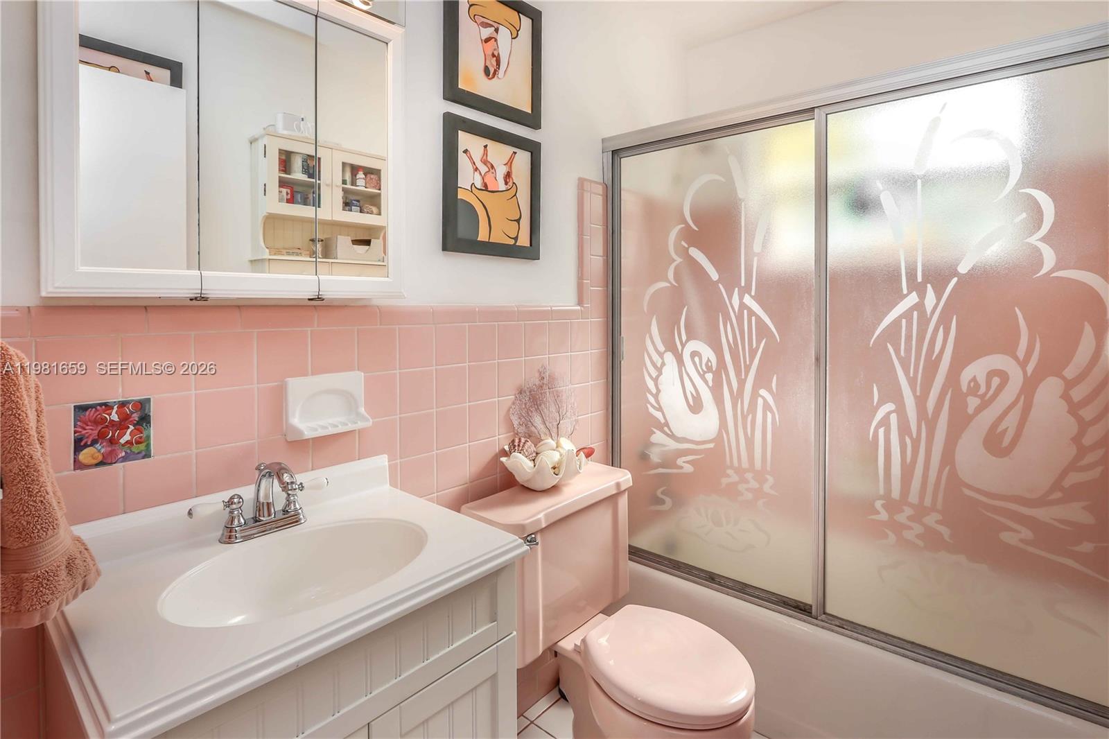 HOLLYWOOD HOMESITES SECON - Residential