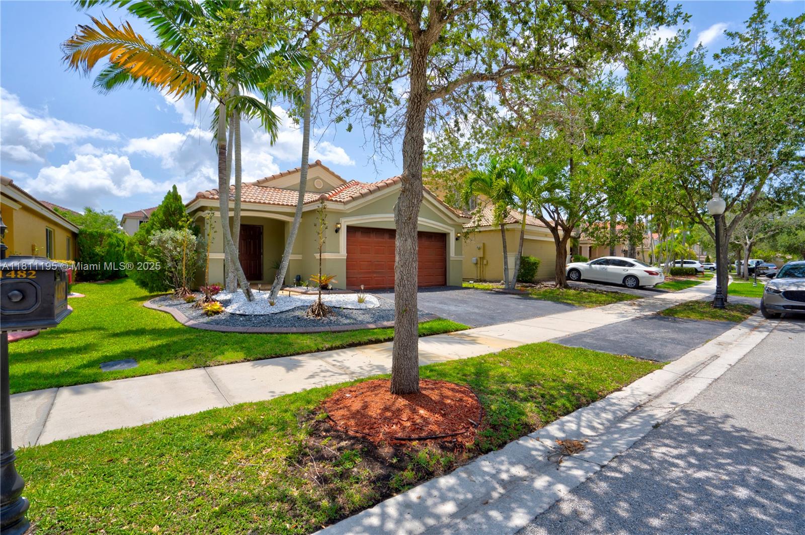 Property for Sale at 1482 Canary Island Dr, Weston, Broward County, Florida - Bedrooms: 3 
Bathrooms: 2  - $700,000