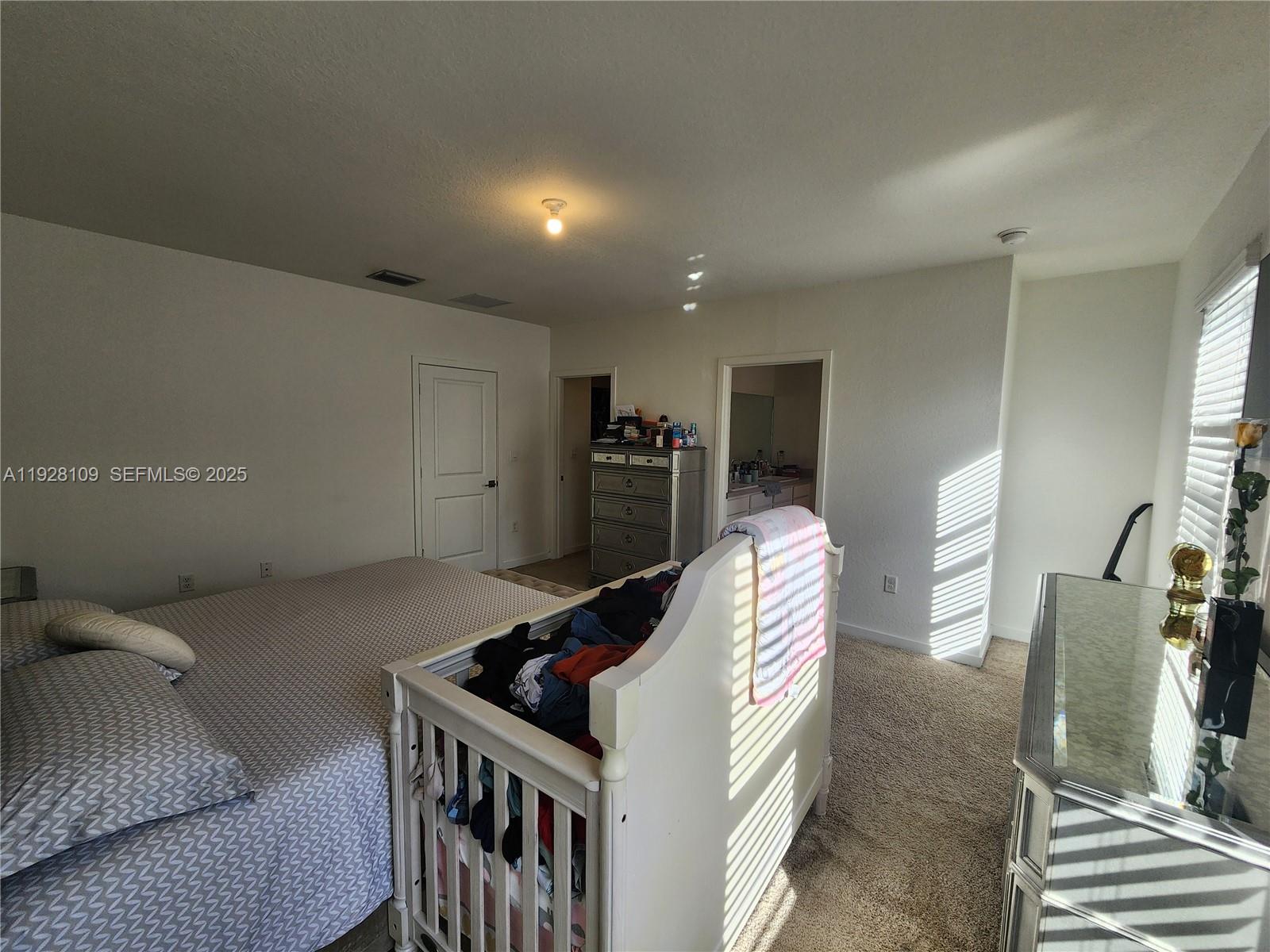 HAMILTON PLACE - Residential