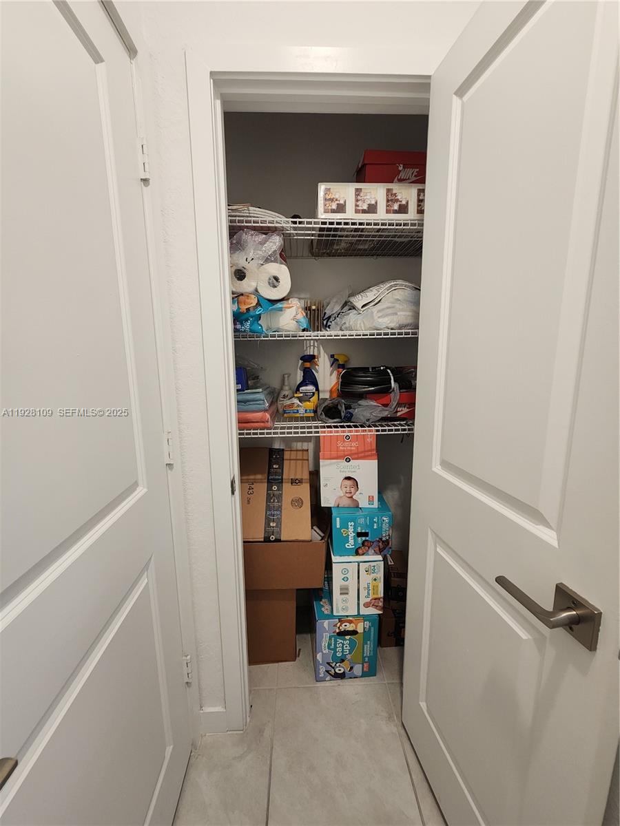 HAMILTON PLACE - Residential